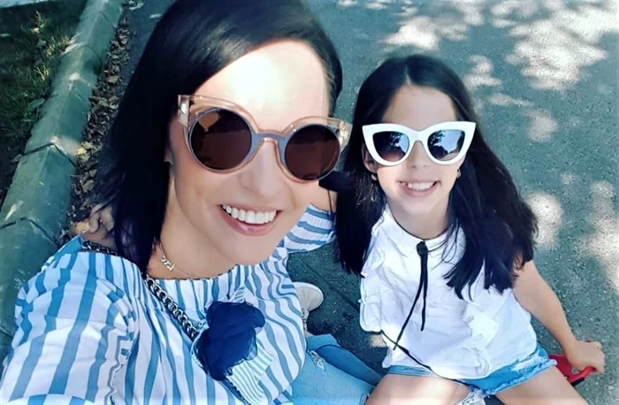 1 andreea marin si violeta jpg jpeg