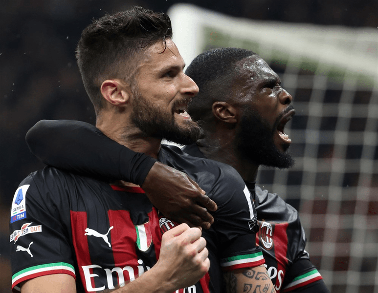 Napoli - AC Milan 1-1. „Rossonerii” revin după 17 ani în semifinalele Ligii Campionilor