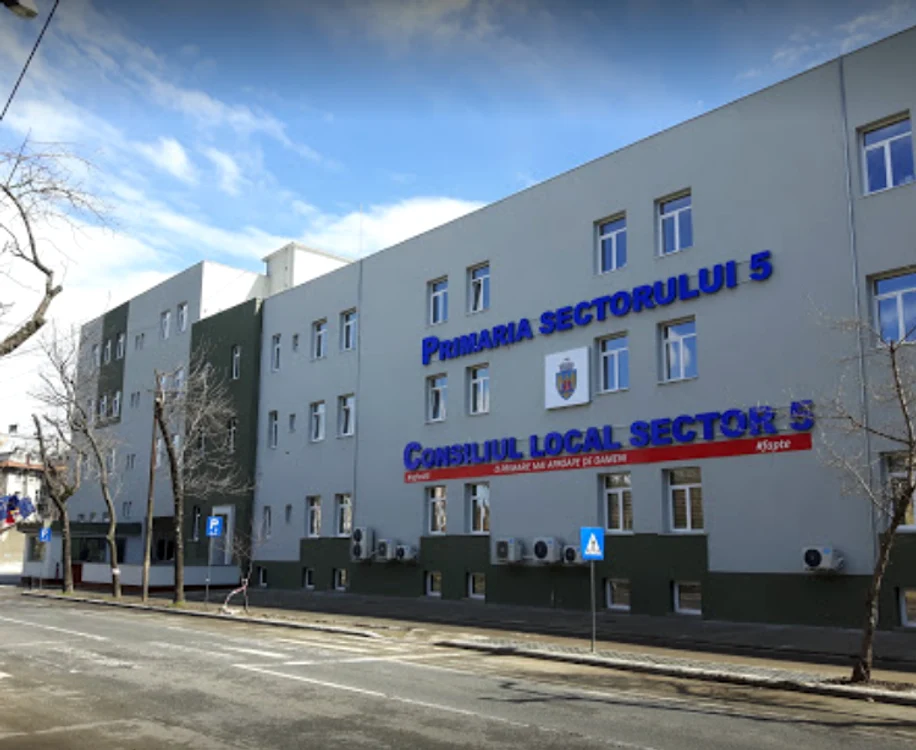 Primăria Sector 5 a fost vizată de ancheta Poliției Capitalei   FOTO: Facebook