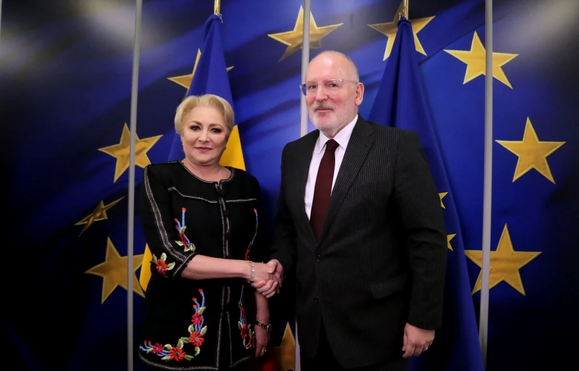 Viorica Dăncilă şi Frans Timmermans. FOTO gov.ro