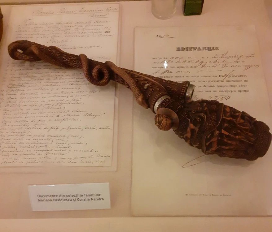 Tutun, lulele și pipe ciubuc în Brașovul de altădată (© Muzeul de Etnografie Brașov)