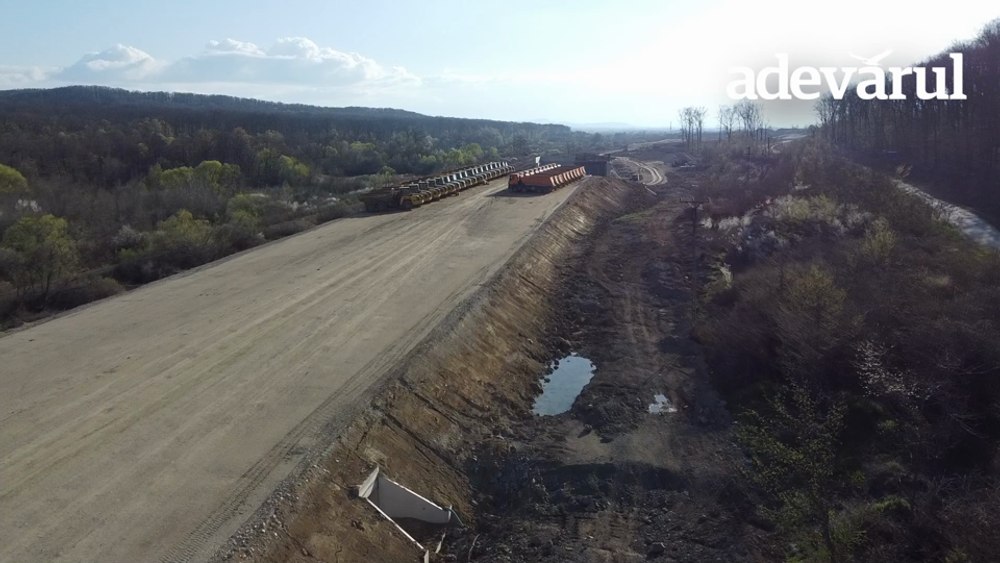 Marile tuneluri din vestul României prind contur. Imagini spectaculoase de pe șantierul Autostrăzii Lugoj - Deva 