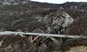 Ciaductul Crivadia  Foto Daniel Guță  ADEVĂRUL (3) JPG