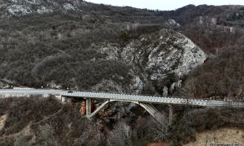 Ciaductul Crivadia  Foto Daniel Guță  ADEVĂRUL (3) JPG