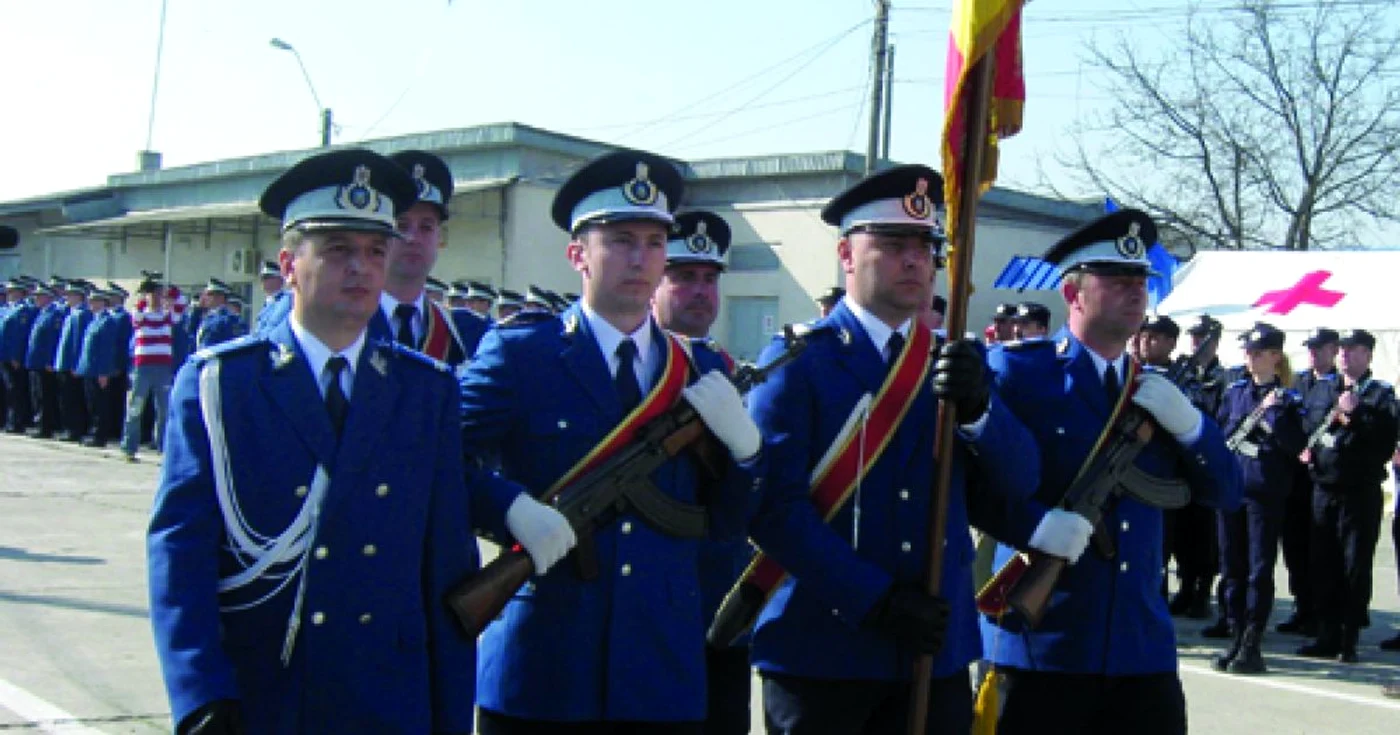 Ziua Naţională, sărbătorită cu onoruri militare