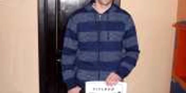 Adrian Mocanu este dansator al ansamblului "Ţara Vrancei"