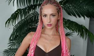 natalie reynolds influencer jpg