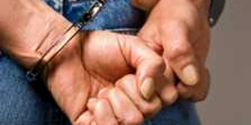 Cei trei tineri sunt acum în arestul poliţiei ( foto: arhivă)