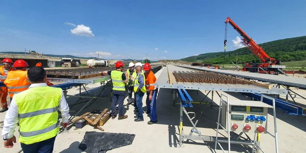 tronson 5 autostrada sibiu pitesti 02 FOTO CNAIR jpg