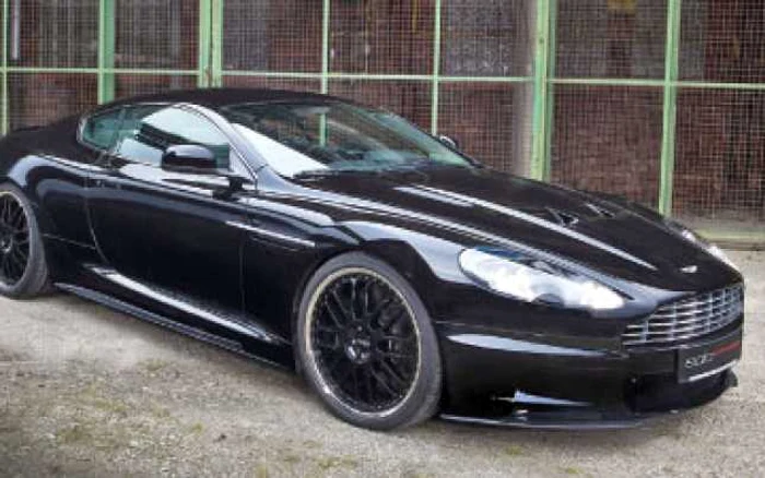 Aston Martin DBS 