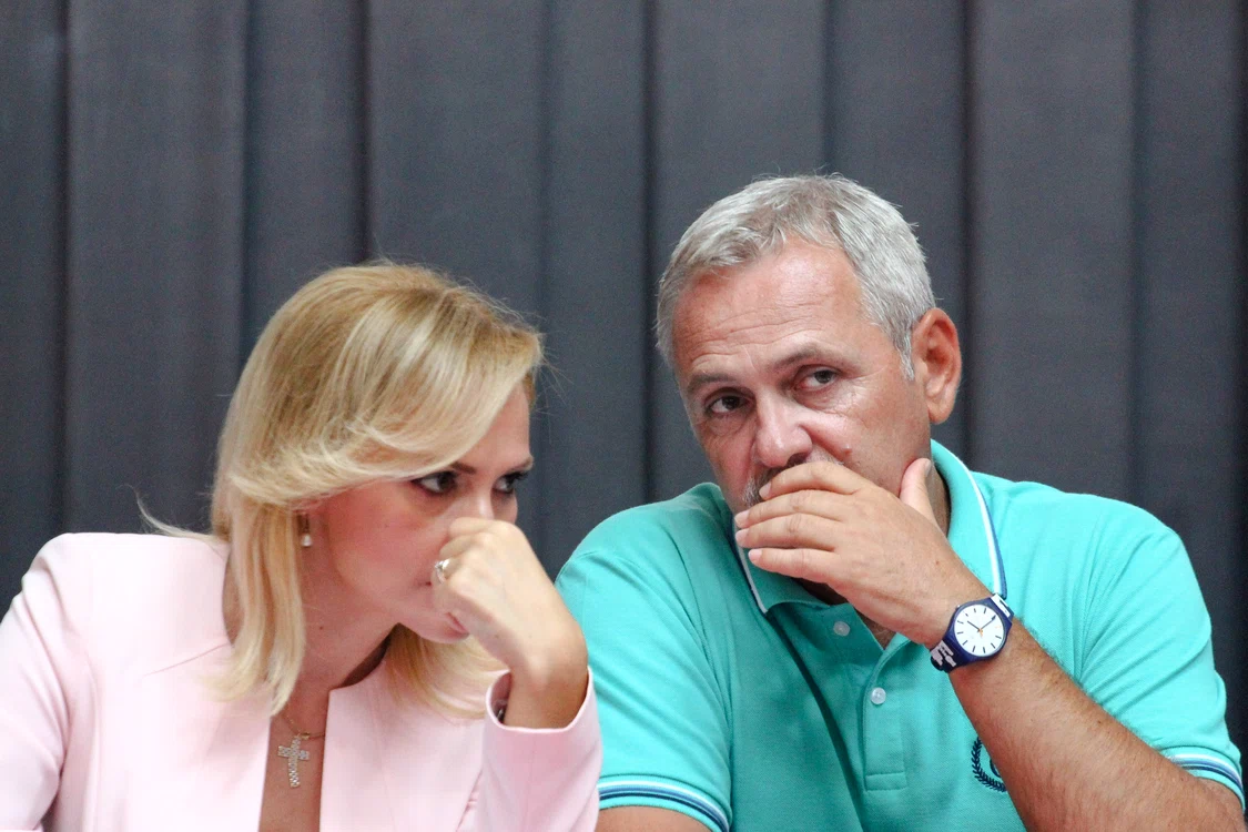 
    Fostul lider PSD Liviu Dragnea a ajuns în jurul orei 9.00 la Înalta Curte de Casație și JustițieFoto: captura protv  