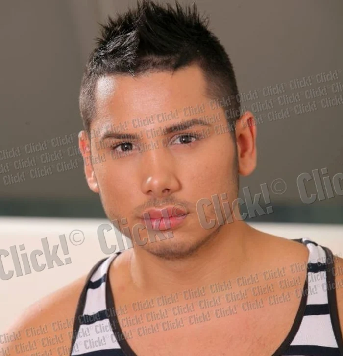 
    Adrian Pescariu încearcă să se recupereze după accident.  