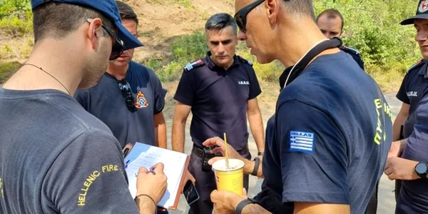 pompieri romani grecia foto dsu