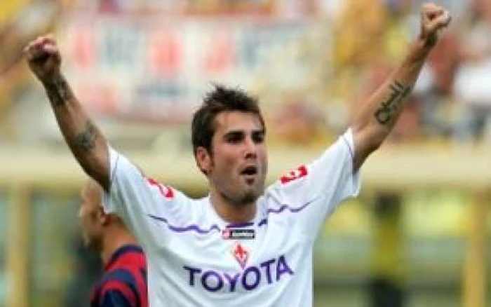 FOTBAL Fiorentina: Mutu s-a antrenat separat