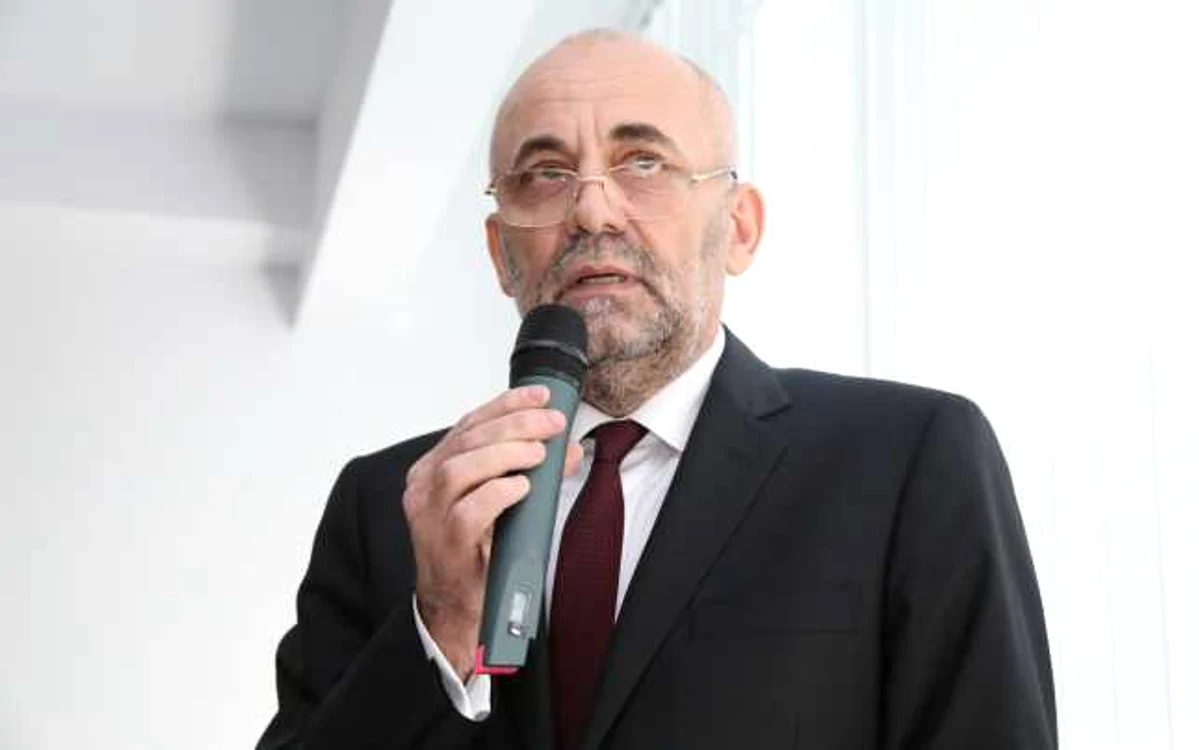 Economistul Vasile Râmbu a demisionat din funcţia de manager al Spitalului Suceava. FOTO: Oana Şlemco