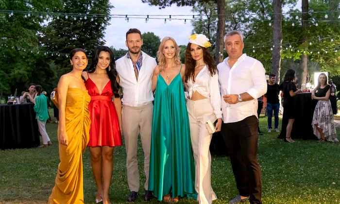 Silk Party  jpg
