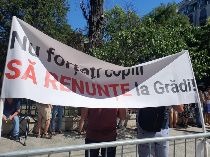 Protest al locuitorilor cartierului Greenfield