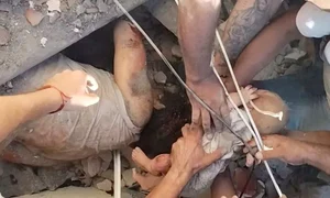 bebelus columbia cutremur salvat captura video jpg