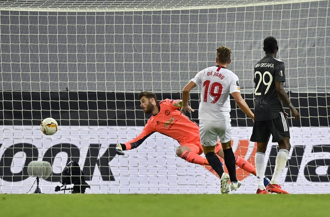 
    De Jong l-a învins pe De Gea cu un șut plasatFoto: Guliver / GettyImages  