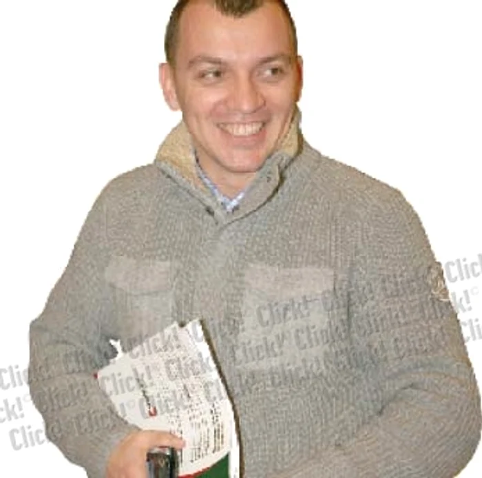 
    DIICOT a confirmat ieri  seară că deputatul  a părăsit ţara sâmbătă cu  maşina. Judecătorii au emis în  lipsă mandat de arestare (fotografii: Costel Crângan)  