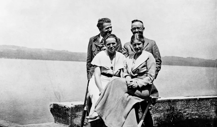 Edit von Coler (stânga), cu verișoara ei și soțul acesteia, Heinrich Himmler (dreapta sus).