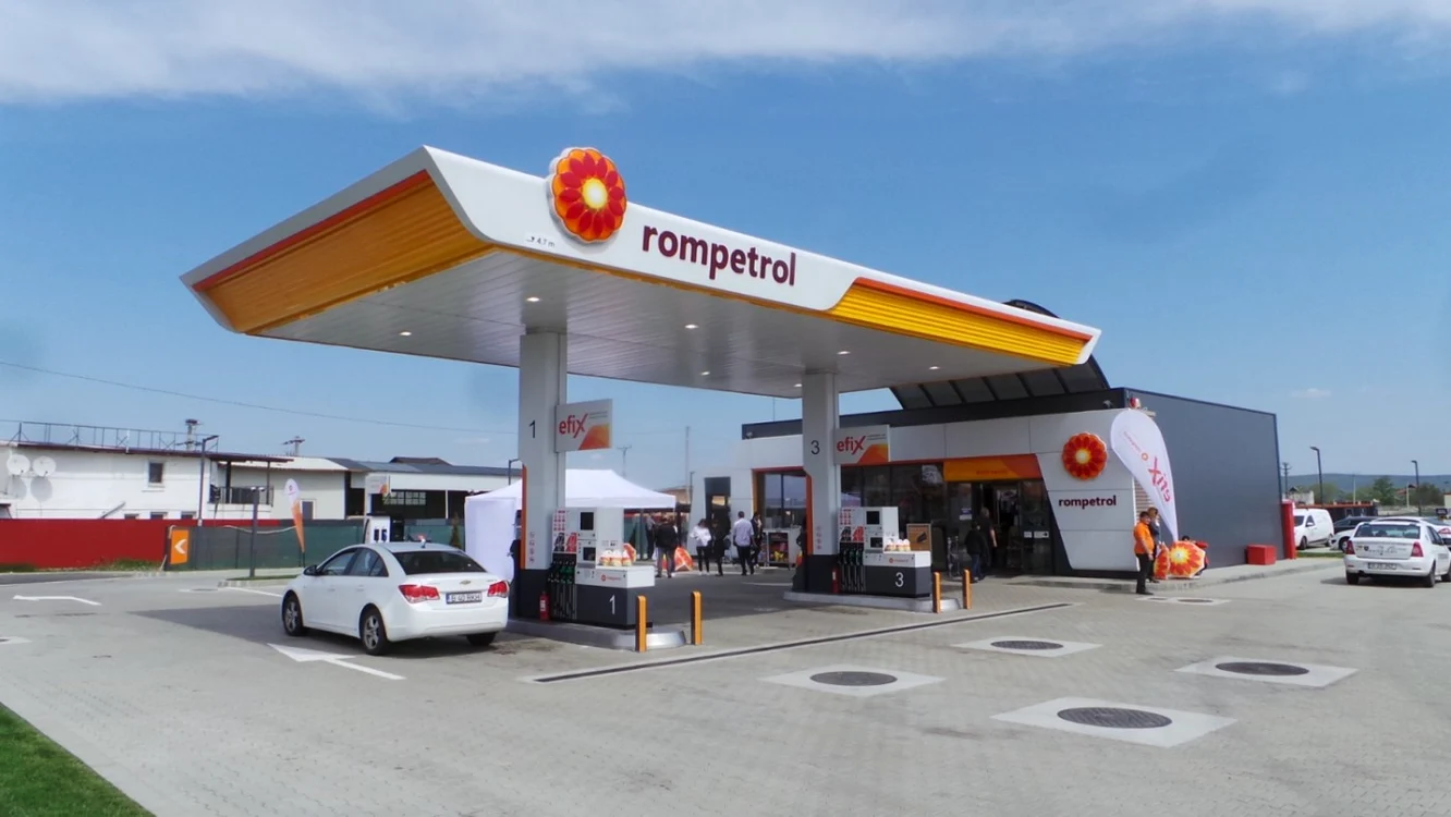 Staţia Rompetrol inaunguratăla Adjud FOTO Rompetrol