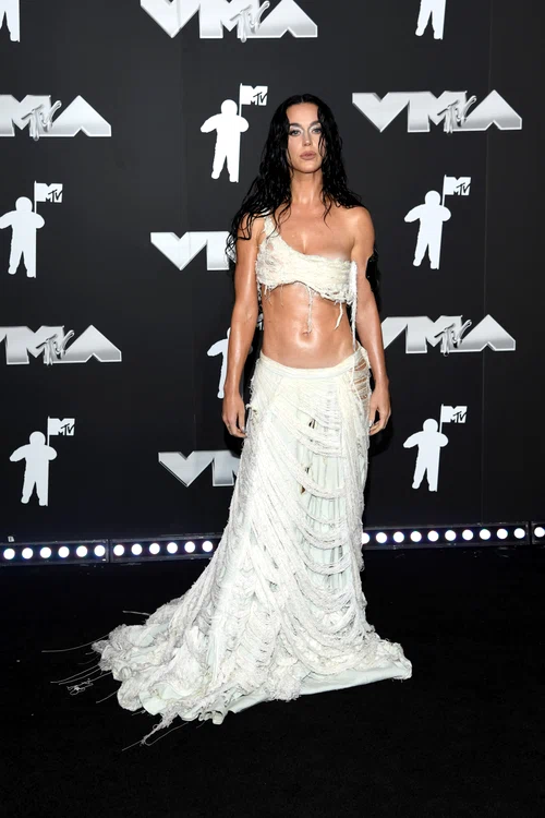 Katy Perry, într-o ținută albă la MTV VMA 2024