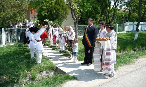 "De ce să umble aiurea prin Spania şi prin Portugalia?" jpeg