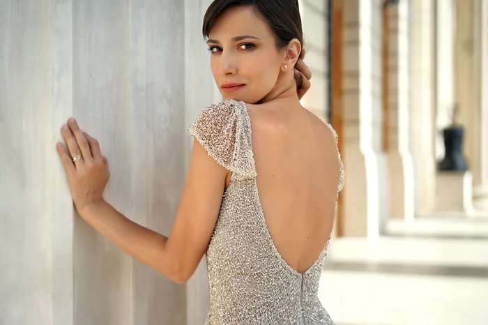 Dana Rogoz a primit un tort în formă de rulotă Foto: Instagram