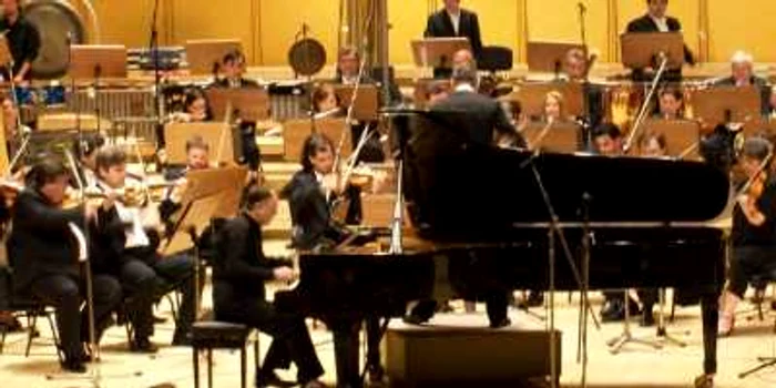 Luni, recital extraordinar de pian Andrei Tănăsescu