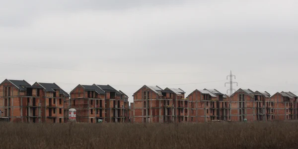 Cartierele de vile si fosele septice sunt bombe sanitare pentru agricultura