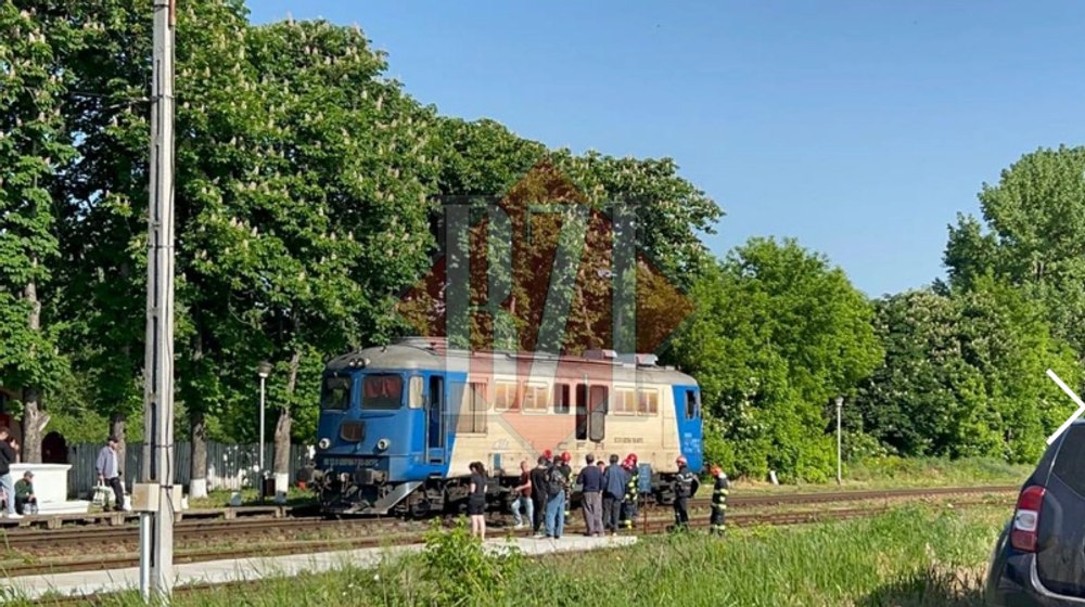 Locomotiva care a luat foc la Scânteia, în județul Iași, era veche de 50 de ani. Ce spun reprezentanții CFR
