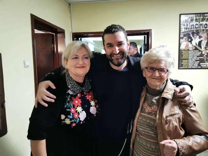 smiley mama si bunica jpg jpeg