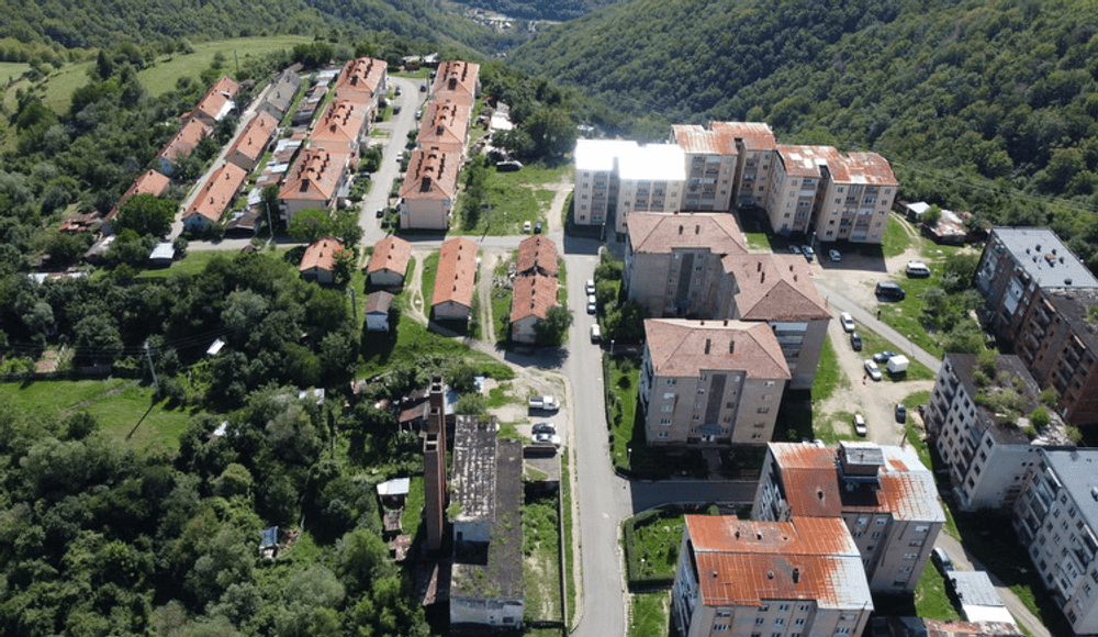 „Epoca de aur” a mineritului românesc. Soarta orașelor muncitorești din munții Hunedoarei VIDEO