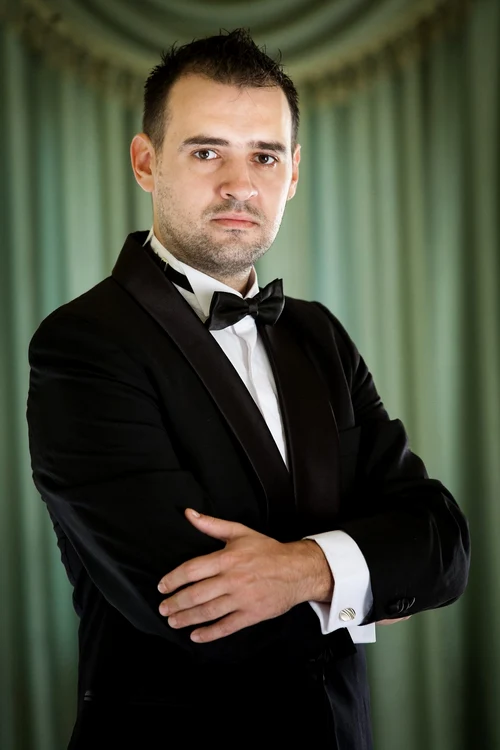 
    Tenorul avea 34 de ani şi lucra la Opera din IaşiFoto: arhiva personală  
