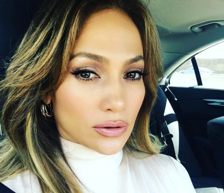 
    Jennifer Lopez, frumoasă și naturalăFoto: Instagram  