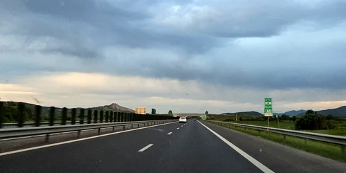 Autostrada Foto Daniel Guță ADEVĂRUL jpg