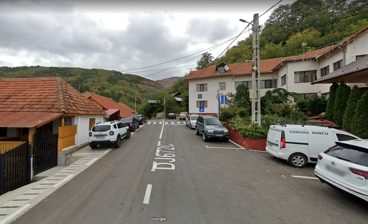 Primăria comunei Runcu din Gorj Foto Captură Google Street View