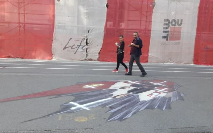 Au vandalizat lucrarea artistului turc Ahmet Ogut