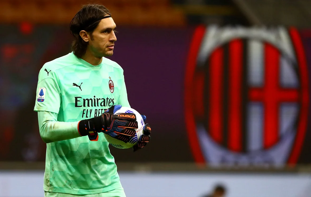 
    Ciprian Tătăruşan a debutat la AC MilanFoto: Guliver / GettyImages  