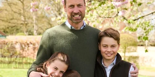 Prințul William cu cei trei copii ai lor de Ziua Tatălui FOTO FB William and Kate jpg