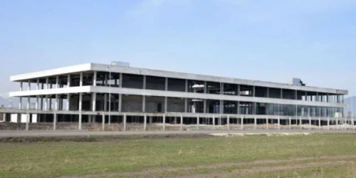 Centrul de Afaceri trebuia să fie gata din 2016