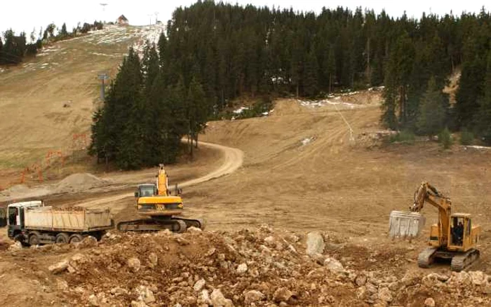 Lucrările de amenajare a domeniului schiabil vor fi gata în decembrie. Stelian Grăjdan