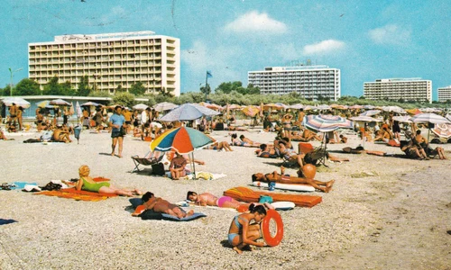 Stațiunea Mamaia în comunism  Sursa Delcampe (26) jpg