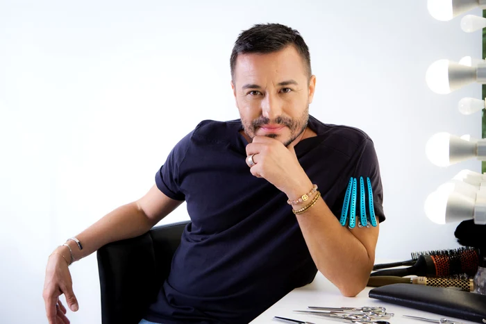 Adrian Perjovschi 2 JPG