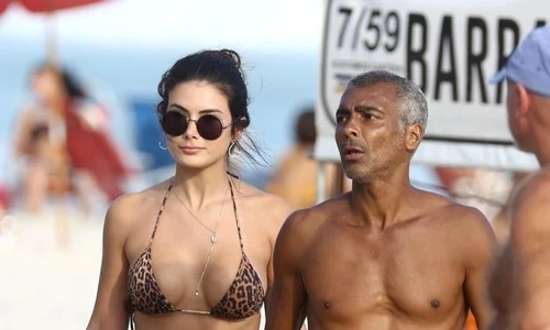 Romario si iubita lui, la plajă în Brazilia jpeg