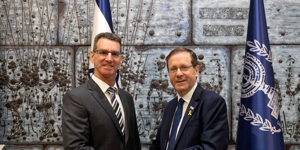 Întâlnirea dlui Ambasador Dr Lior Ben Dor cu Președintele Statului Israel, E S Isaac Herzog Foto Facebook Ambasada Israelului în România jpg