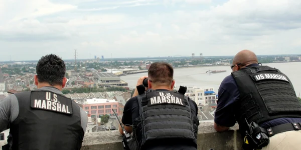 Agenţi ai US Marshal FOTO SHUTTERSTOCK