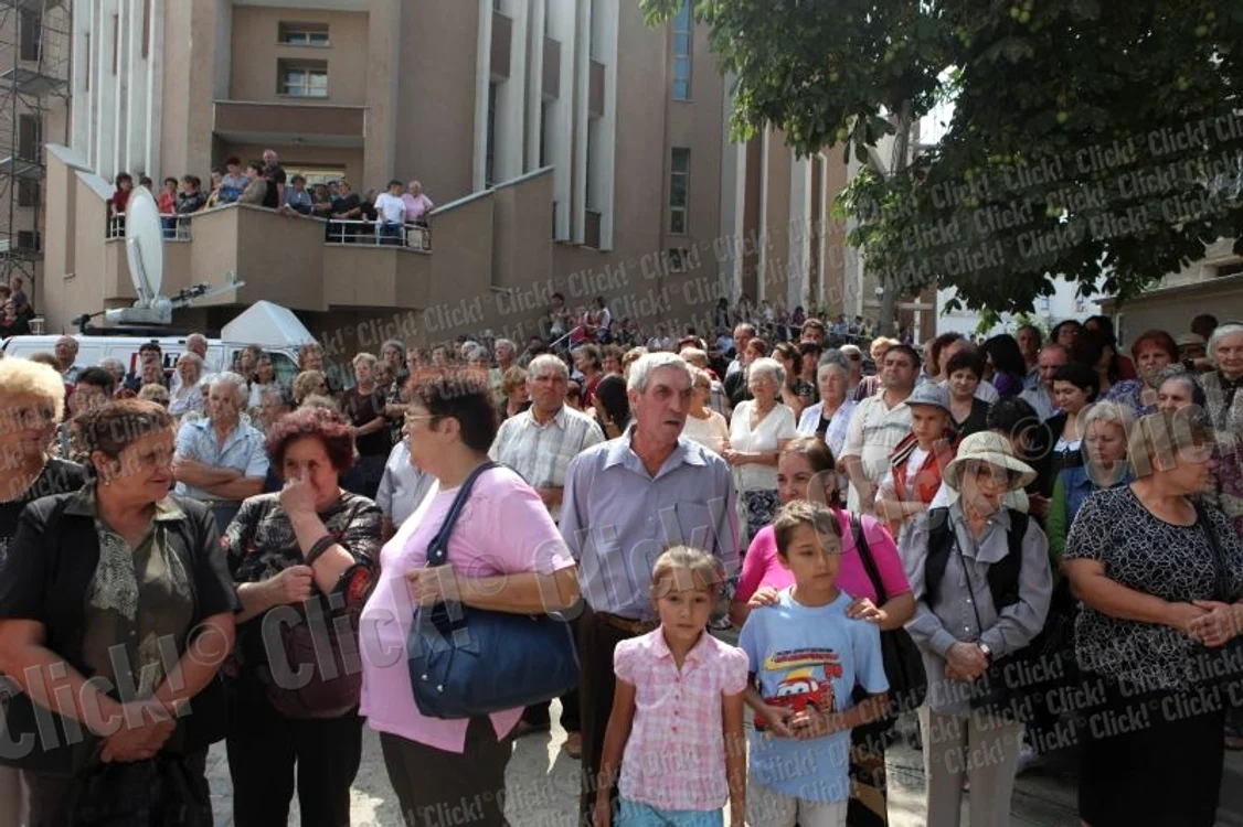 Inmormantarea Vioricai Bulai (Foto: Roberto Sălceanu )