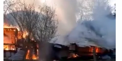 Incendiu la Mănăstirea Agapia Foto captura